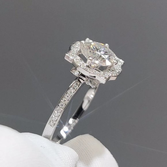 Certified 1ct. t.w. Moissanite Diamond Vinatge Halo Wedding Engagement Ring NEW - Picture 6 of 13